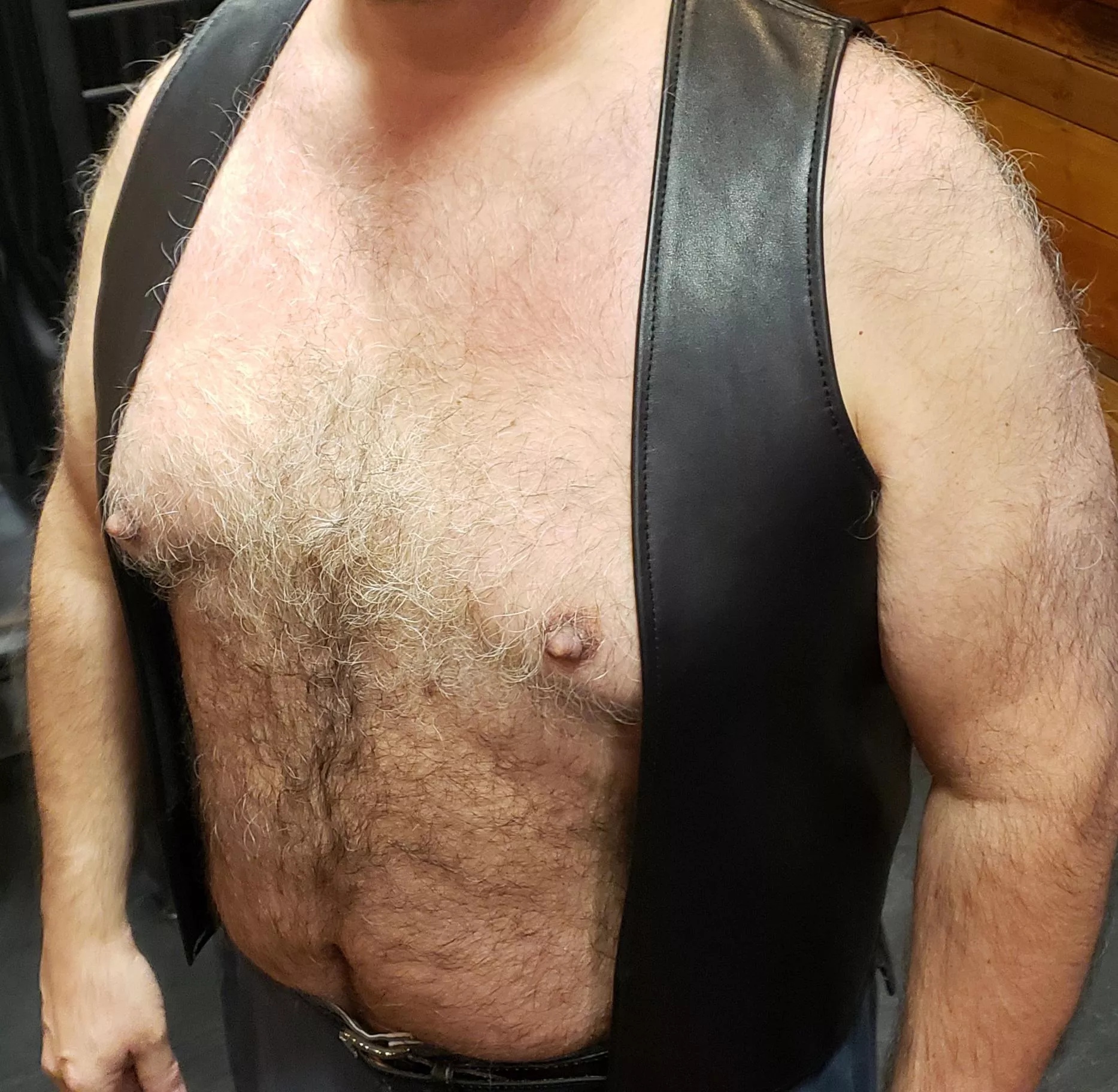 Daddy's nipples need a cubs attention? Daddy's nipples need a cubs attention?