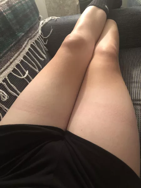 damn im too thick for my thigh highs π