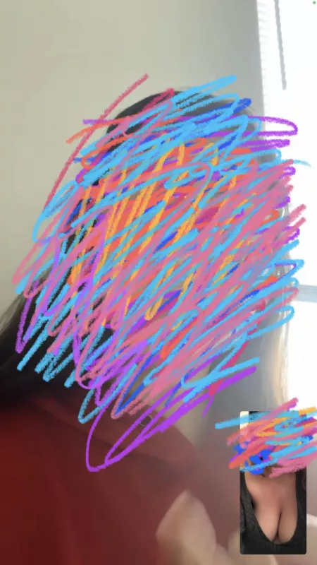 Damn my titties are hella out while FaceTiming my friend lmao 🤷🏻‍♀️😂💜😘 (OC)