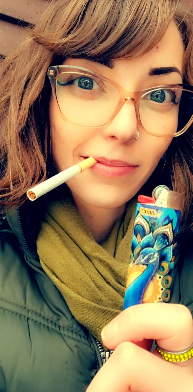 Dangling and showing off my new lighter Dangling and showing off my new lighter