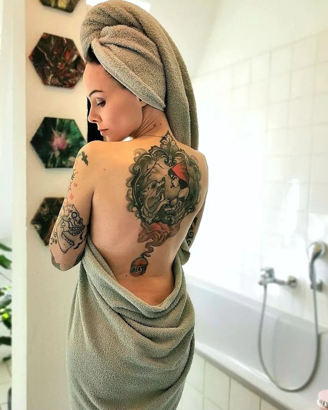 Daniela (@_kleene___) [instagram]