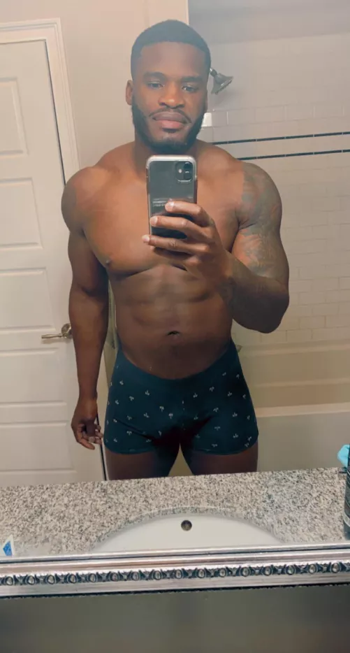 Dark skin ๐
