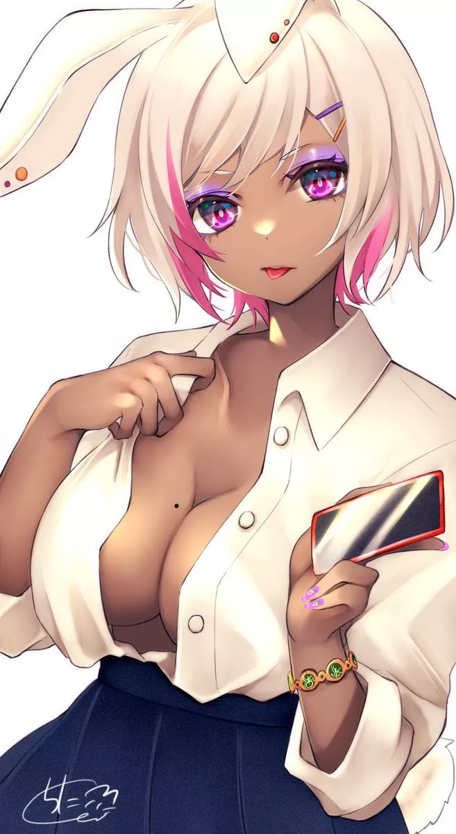 Dark skinned bunny girl