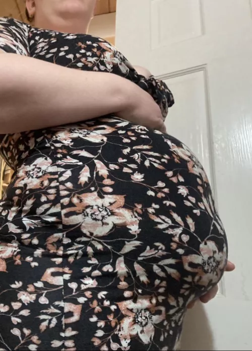 Day 3 of her carrying and adding to this foodbaby… she’s overdue to say the least 😰