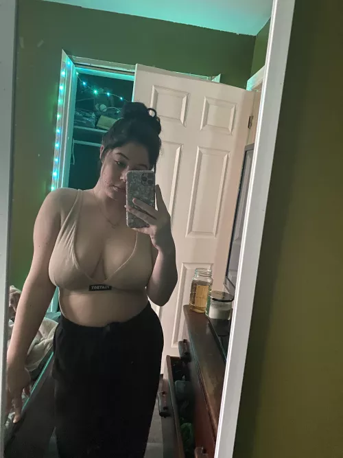 Day one of self isolation and were already off to a bad start. [f]