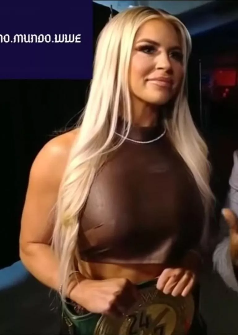 DDana popping out 😍😍