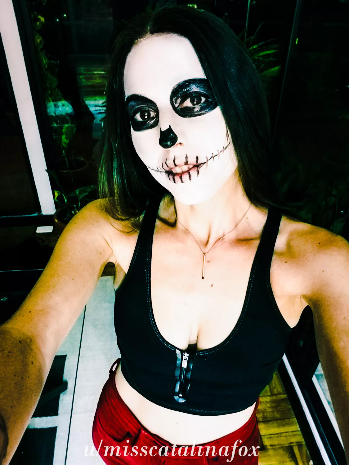 💀 dead girl down blouse 💀