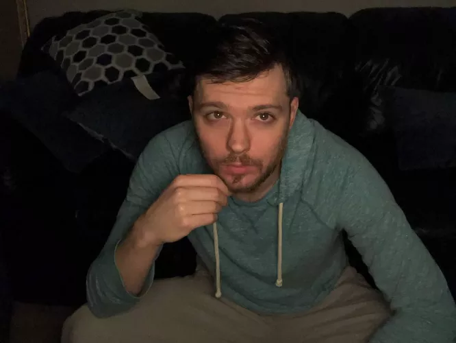 Deep in thought deciding if I should shave or not 🤣😅