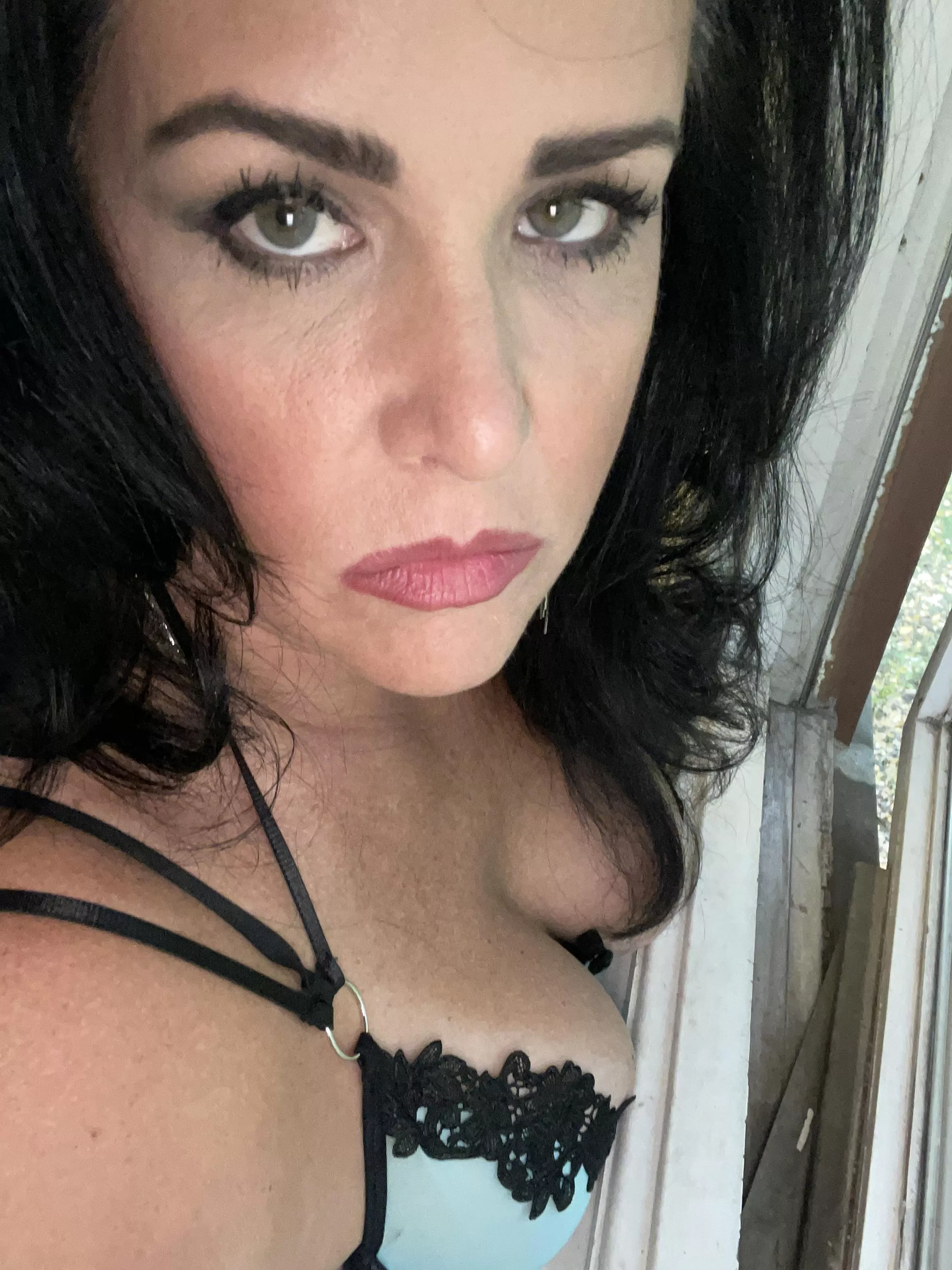 De(f)unitedly hot, definitely ready. Just need you… (54)