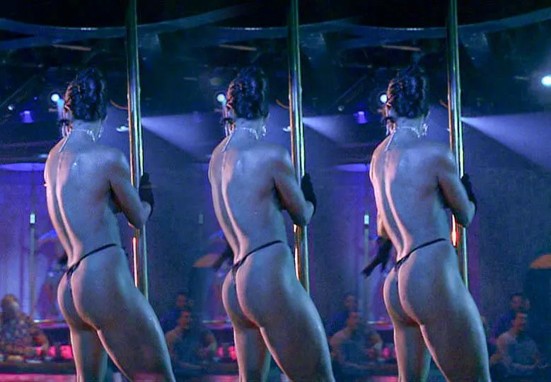 Demi Moore in a Thong (Striptease 1996) Demi Moore in a Thong (Striptease 1996)