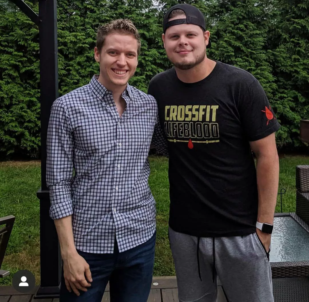 Derrick showing off a rather nice looking bulge Derrick showing off a rather nice looking bulge