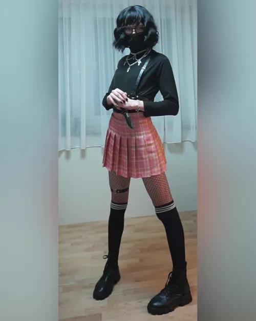 Dev during the day, Femboy Assassin at night 🔪🖤