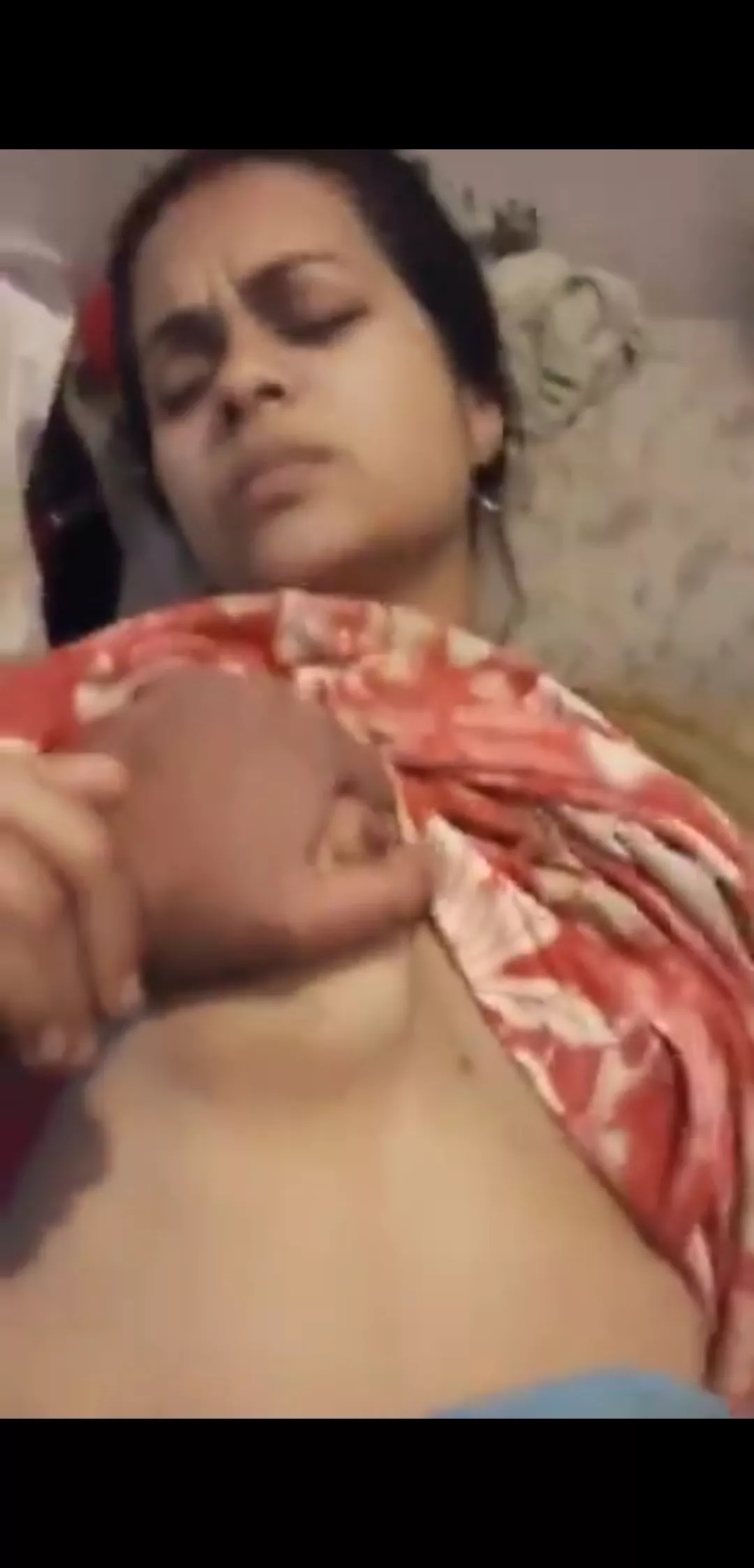 DEWAR SORAHI💋BHBAHI KI🍑CHUUT👉👌MAAR K CHALA GAYE 💦