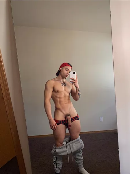 Dick keeps growing 💦 Check comments for Link😉