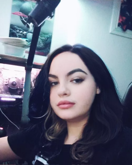 did my makeup and put on a wig did i do a good job?