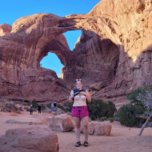 Did you know there's technically no federal law prohibiting nudity in national parks?π€β€΅οΈ