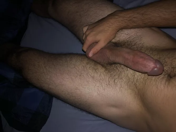 Dm if u wanna see me cum