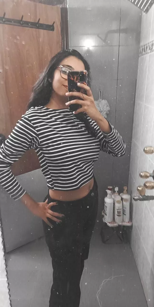 dm if you wanna see more of her