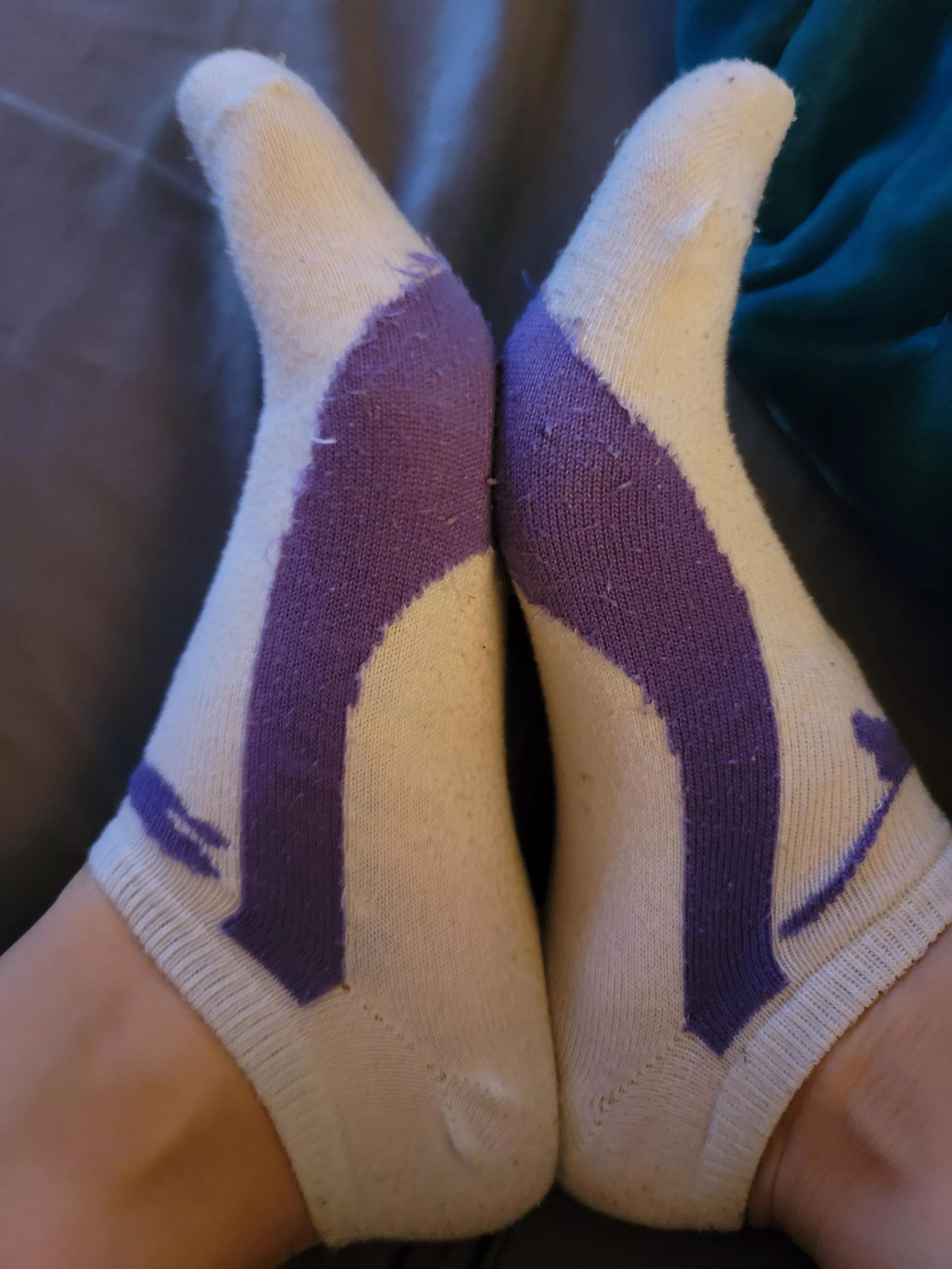 DM me for your own pair. I have a few ready to ship since buyers are flaking.