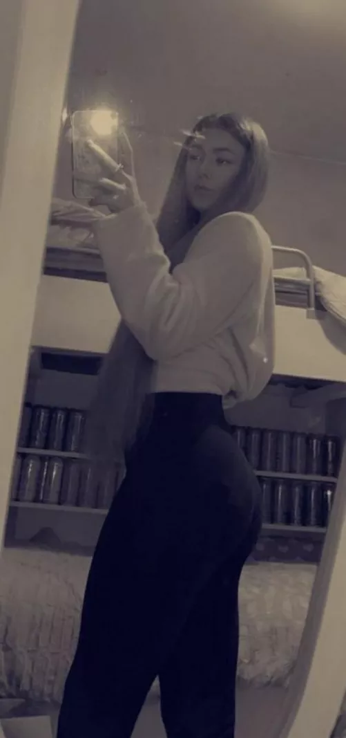 Dm me if you can cum tribute this slut