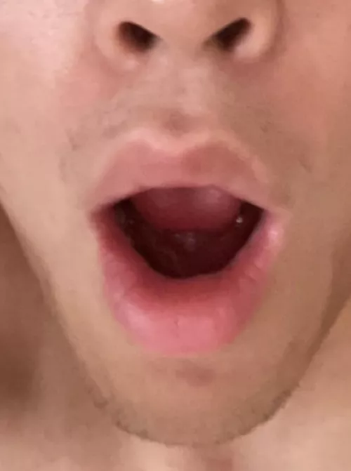 Dm me if you’re into doing ahegao face