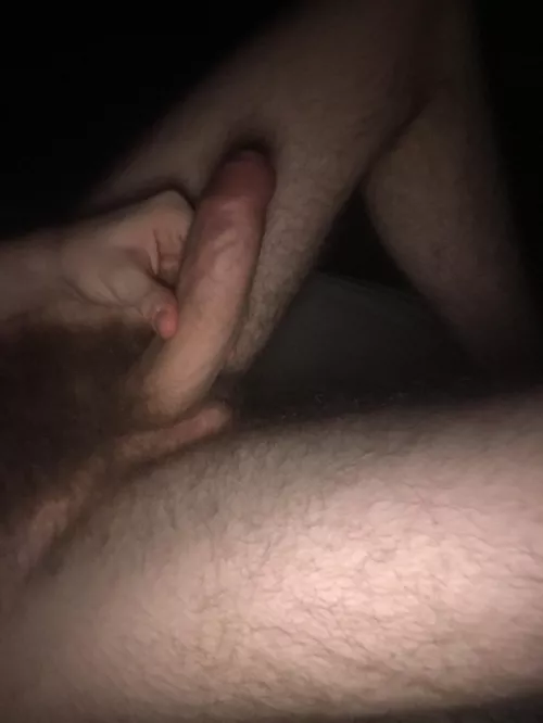 DM now for custom nudes