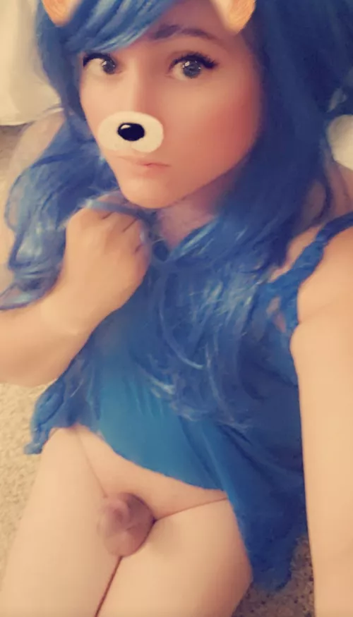 DMs and dirty chat welcome 😘