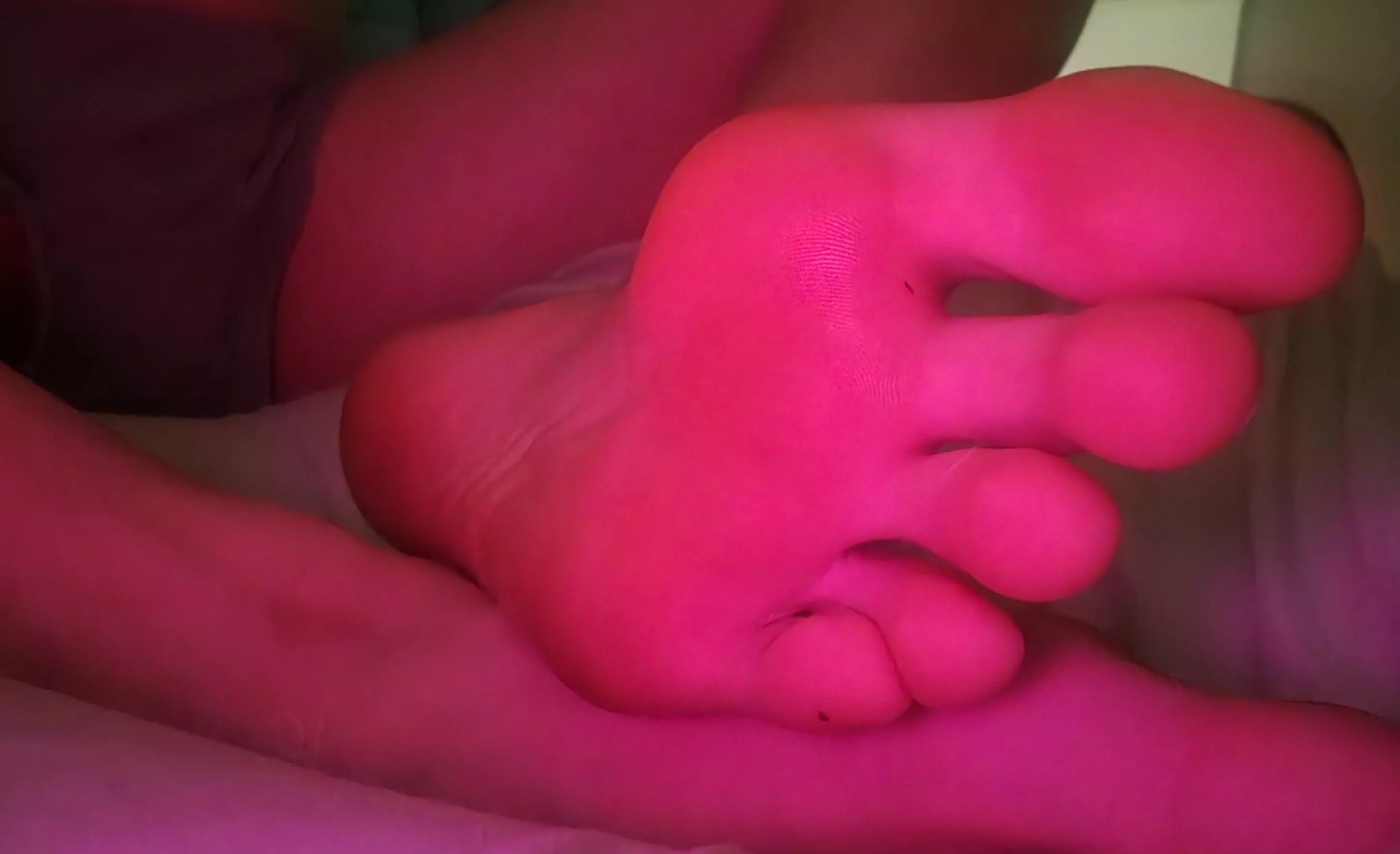 Dm's open tell me what you think