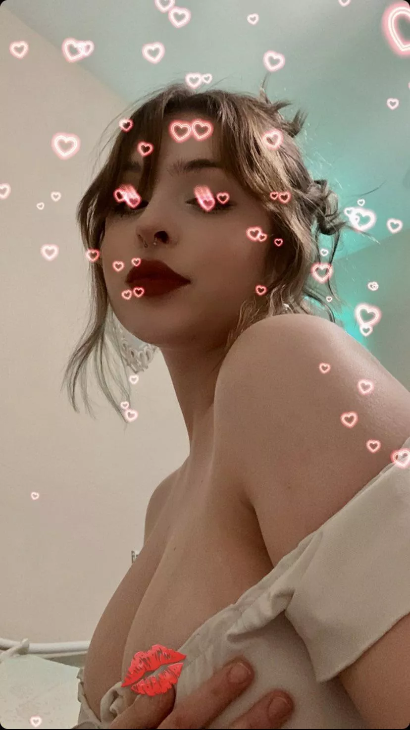 Do I belong here?😣 OC 24F