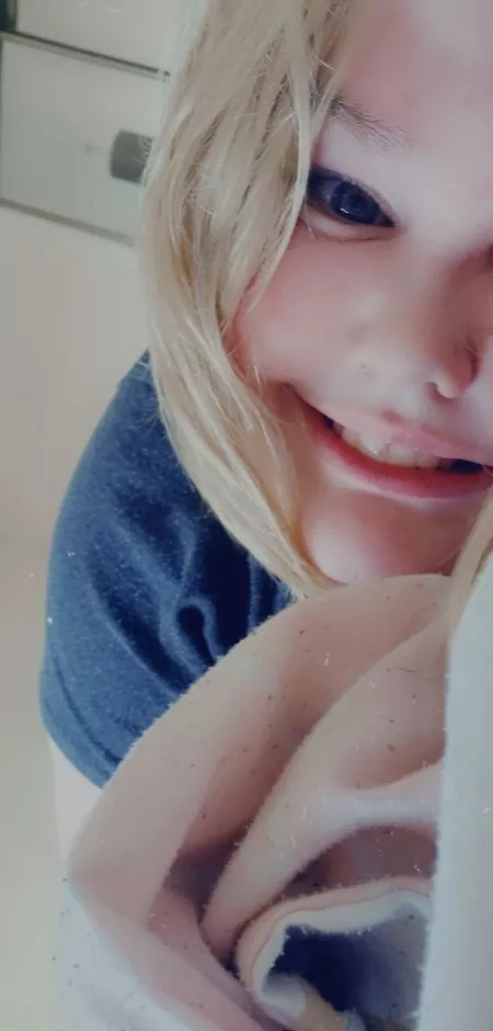 Do I have a pretty smile?👉🏻👈🏻