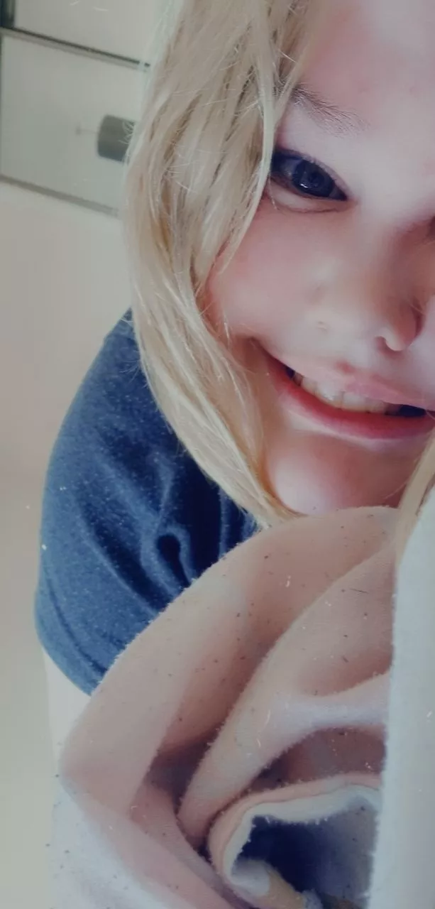 Do I have a pretty smile?👉🏻👈🏻