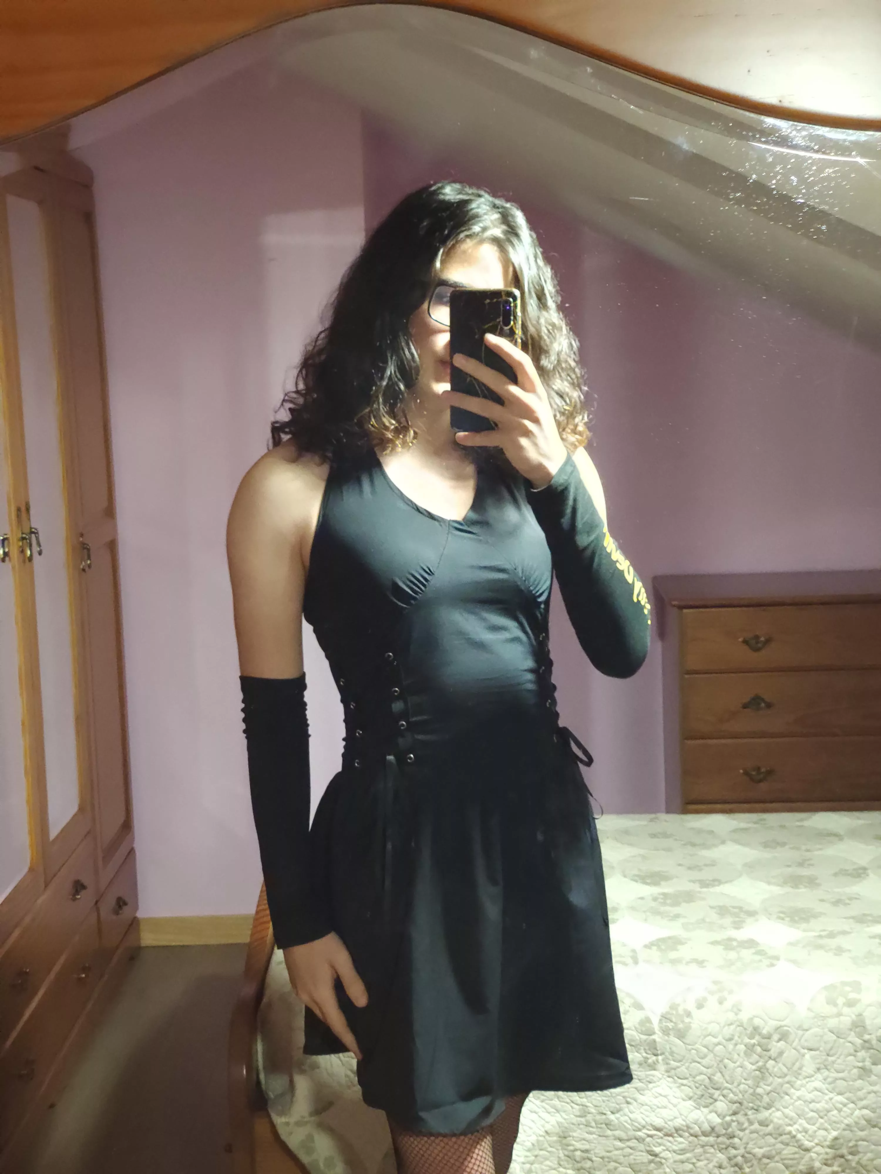 Do I look good in the dress?