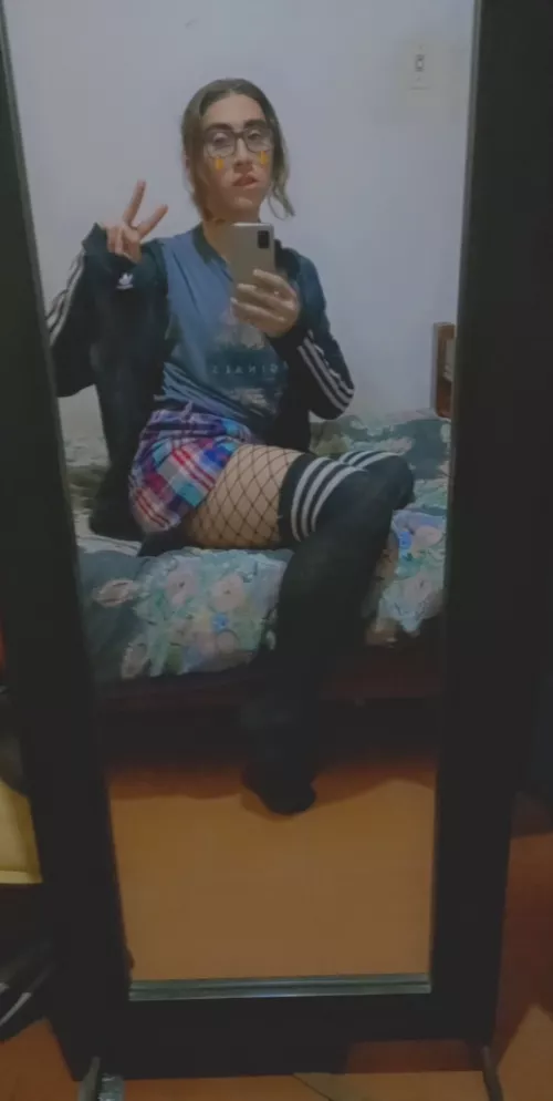 Do my thighs look apraling for you?