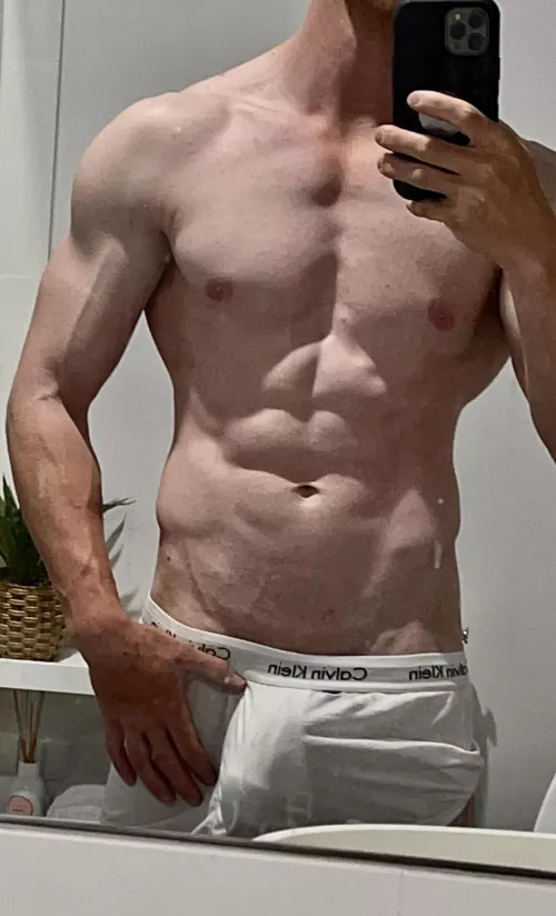 Do people actually check out guy’s bulges? In public