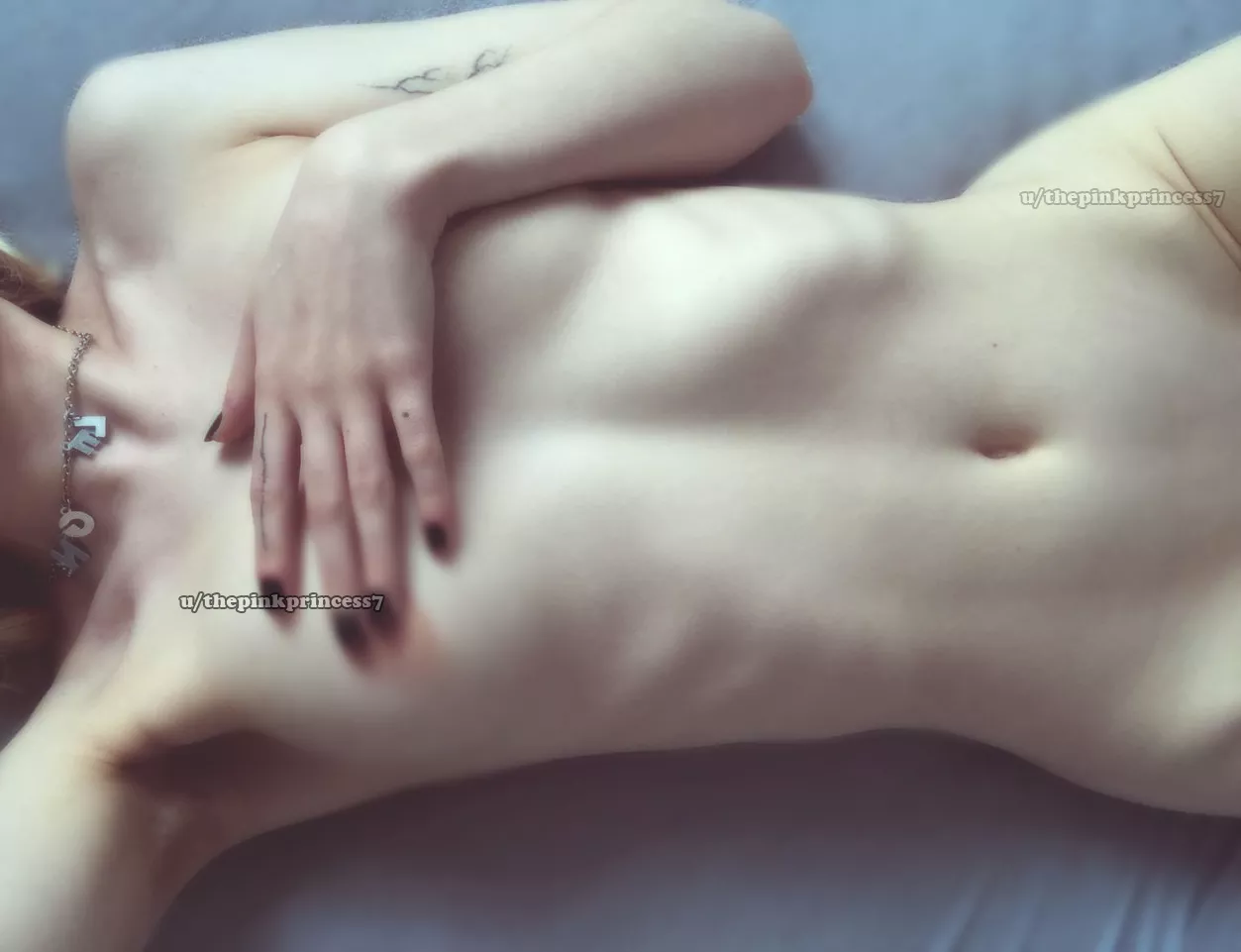 do u prefer shaved or hairy armpits?