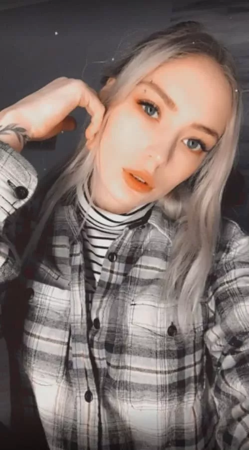 😱 Do u think I'm beautiful enough to stay in the modeling industry 😱 Do u think I'm beautiful enough to stay in the modeling industry