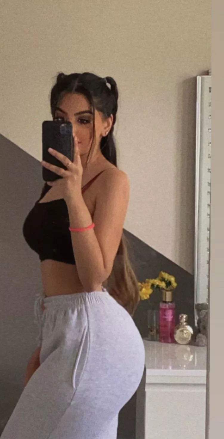 Do y’all like Indian sissies