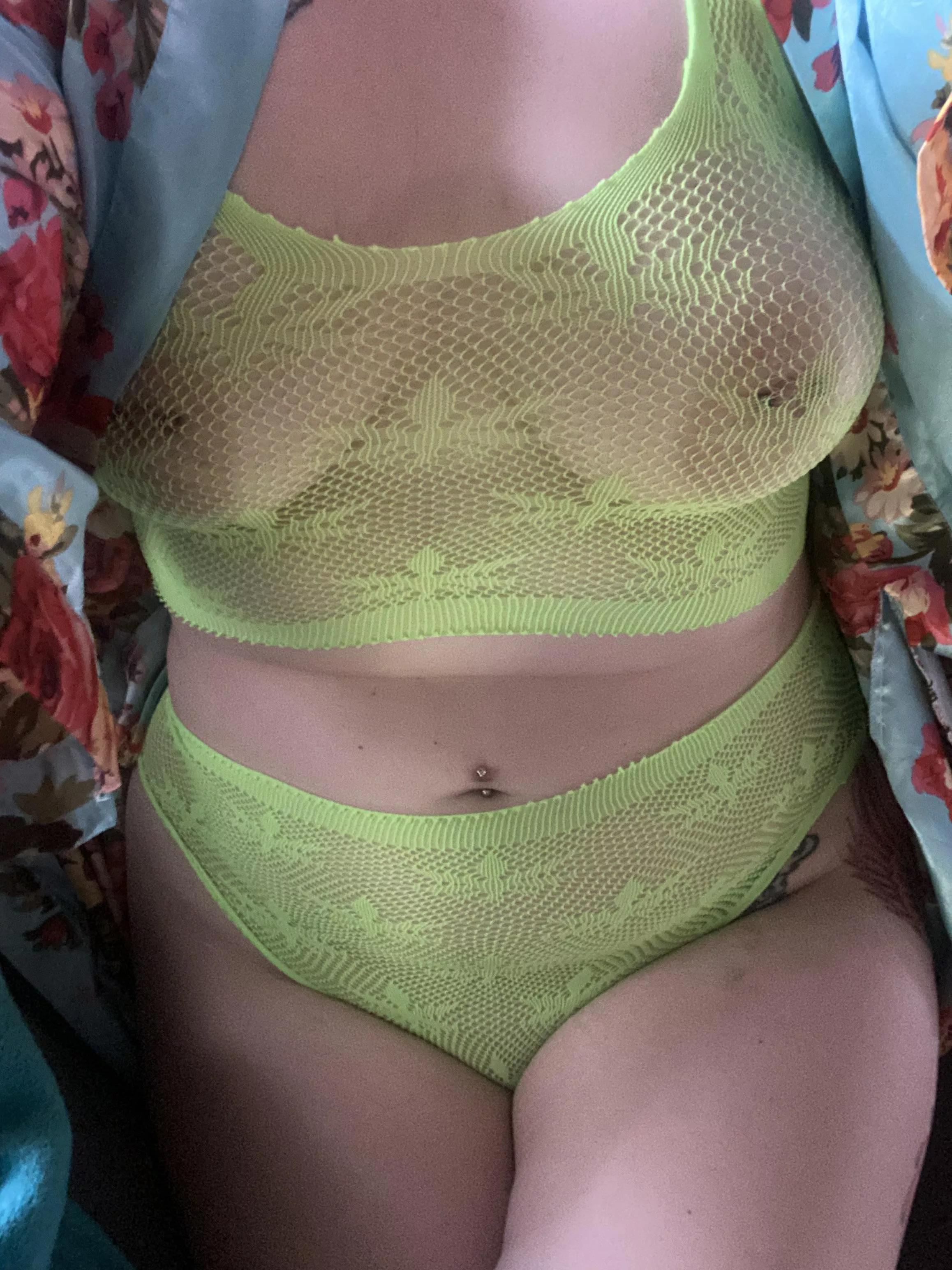 Do y’all like my 420 lingerie??