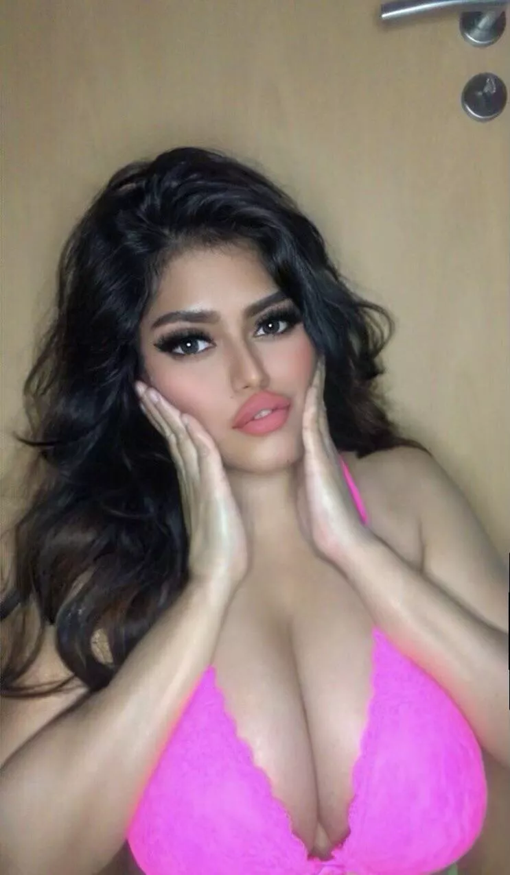 Do you know what could be put inside here?😉 Do you know what could be put inside here?😉