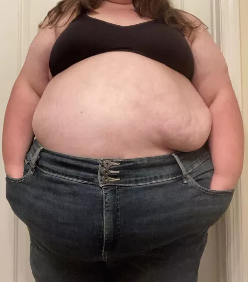 Do you like a big girl in tight jeans?