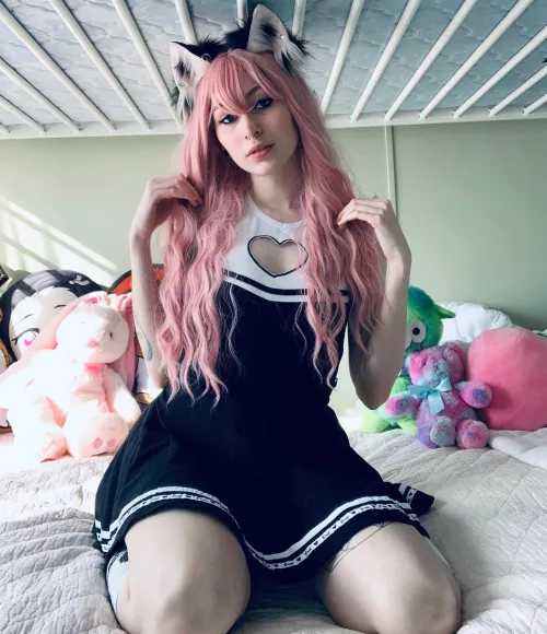 Do you like bratty kitties?🥰🖤