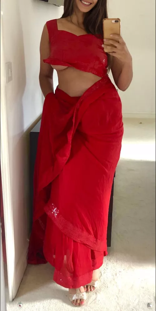 Do you like how this red sari looks on my brown skin? π₯»British Punjabi Indian