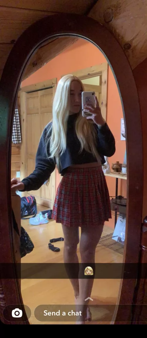 Do you like me blonde? π