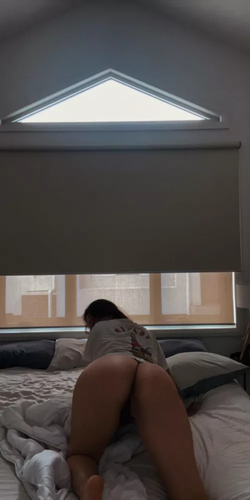 Do you like me from behind..? 🥺