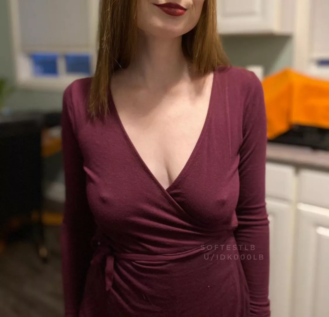 Do You Like My Christmas Dress? 👀🎄🎁