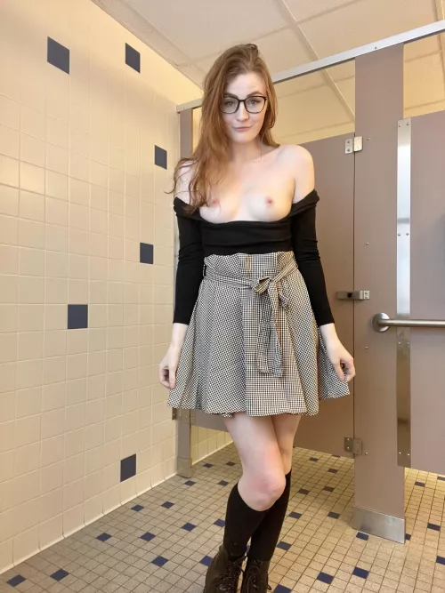 Do you like my dress?