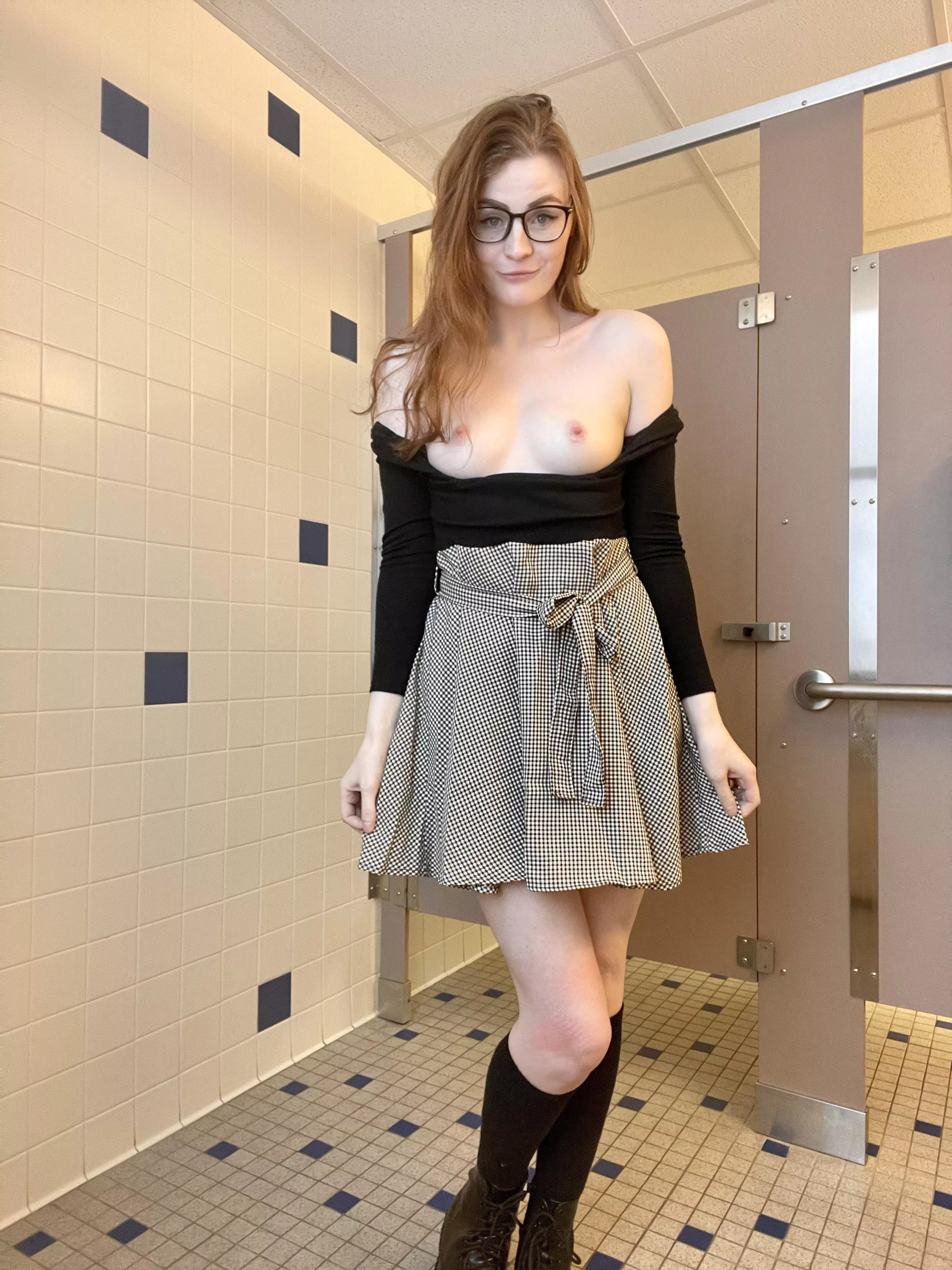 Do you like my dress?