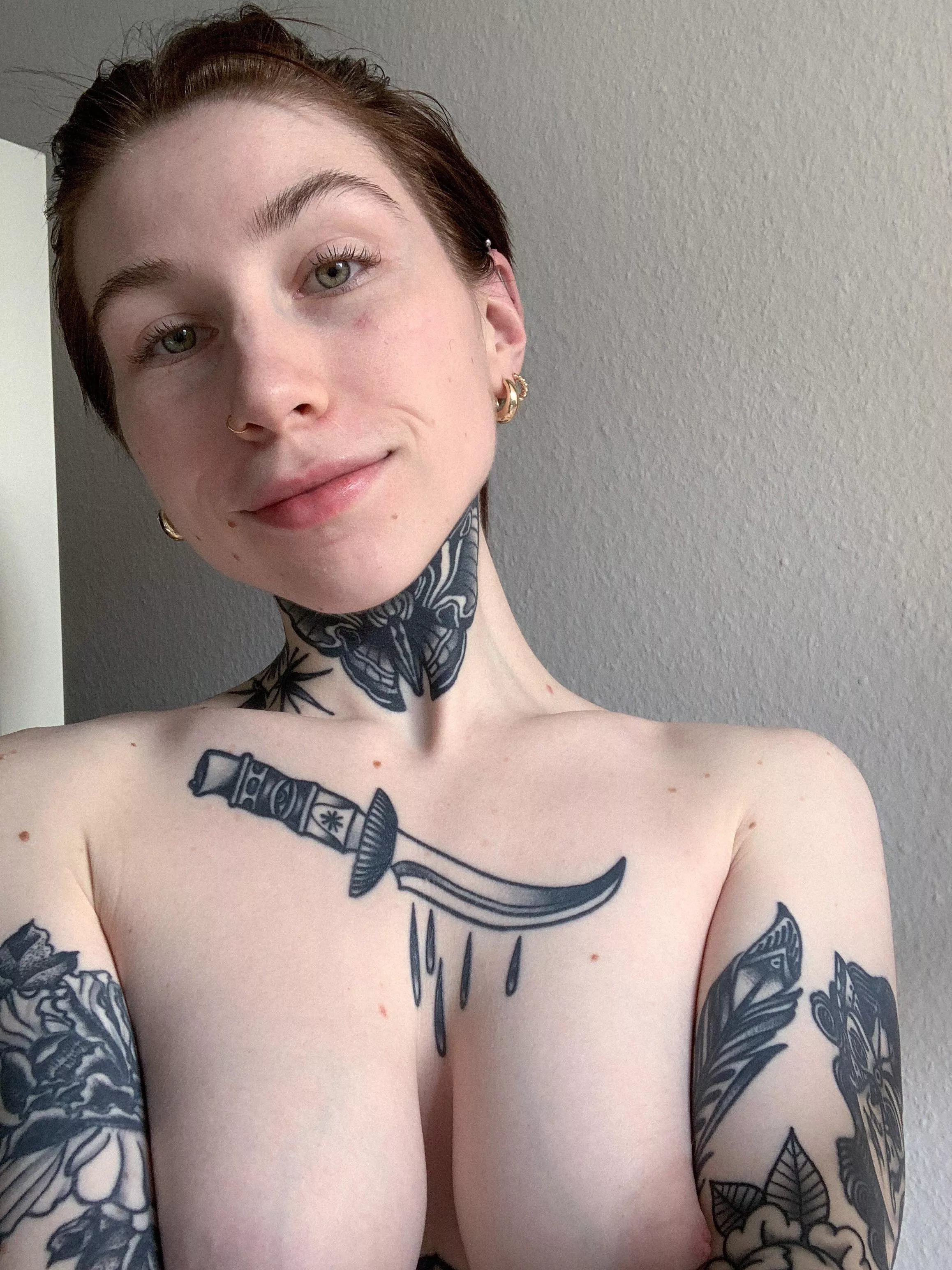 Do you like my eyes in this one? Do you like my eyes in this one?