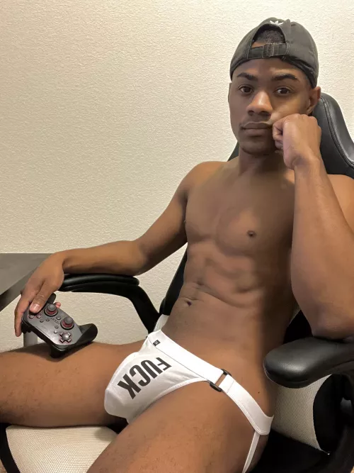 Do you like my gaming outfit?