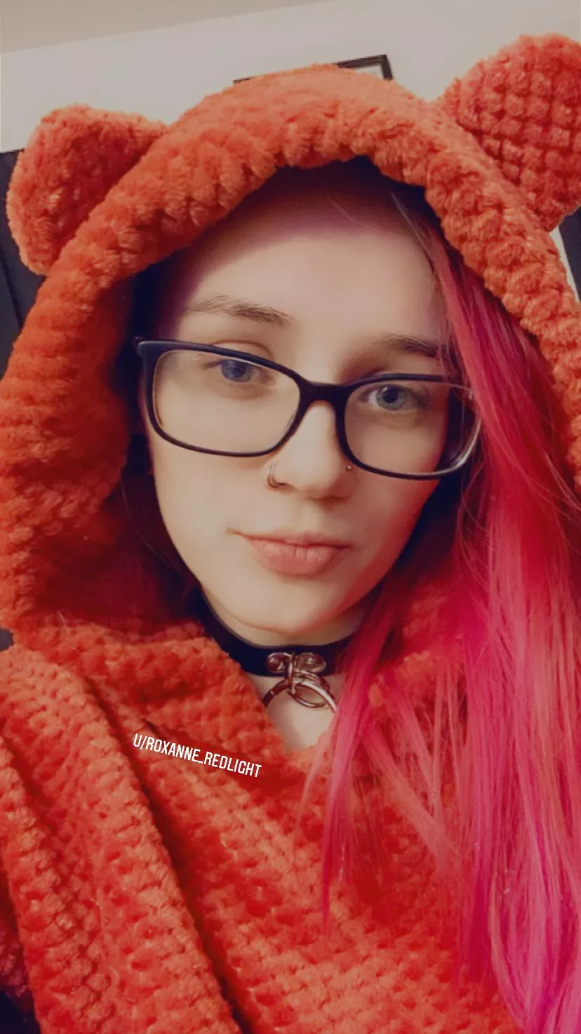 Do you like my hoodie? 🥰